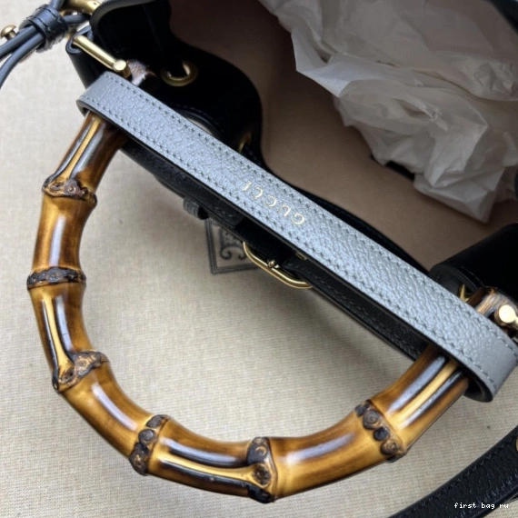 First bag ru bag Diana Gucci bucket small 0822